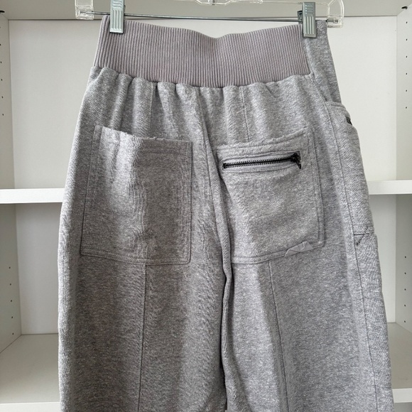FREE PEOPLE MOVEMENT Gray Break Away Pants - Picture 7 of 8